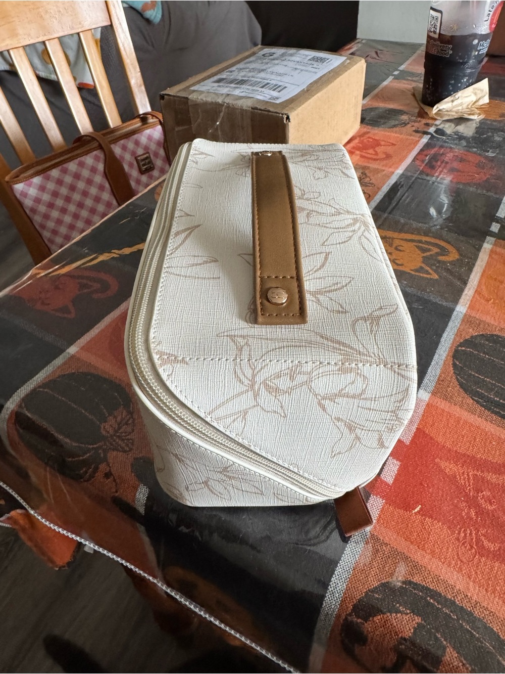 Cream Floral Cosmetic Carry Case- new